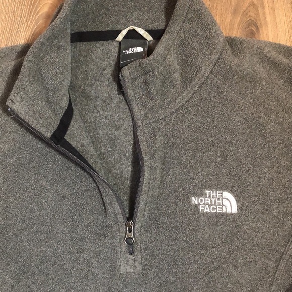 The North Face Grey Fleece Half Zip Pullover - Picture 7 of 13
